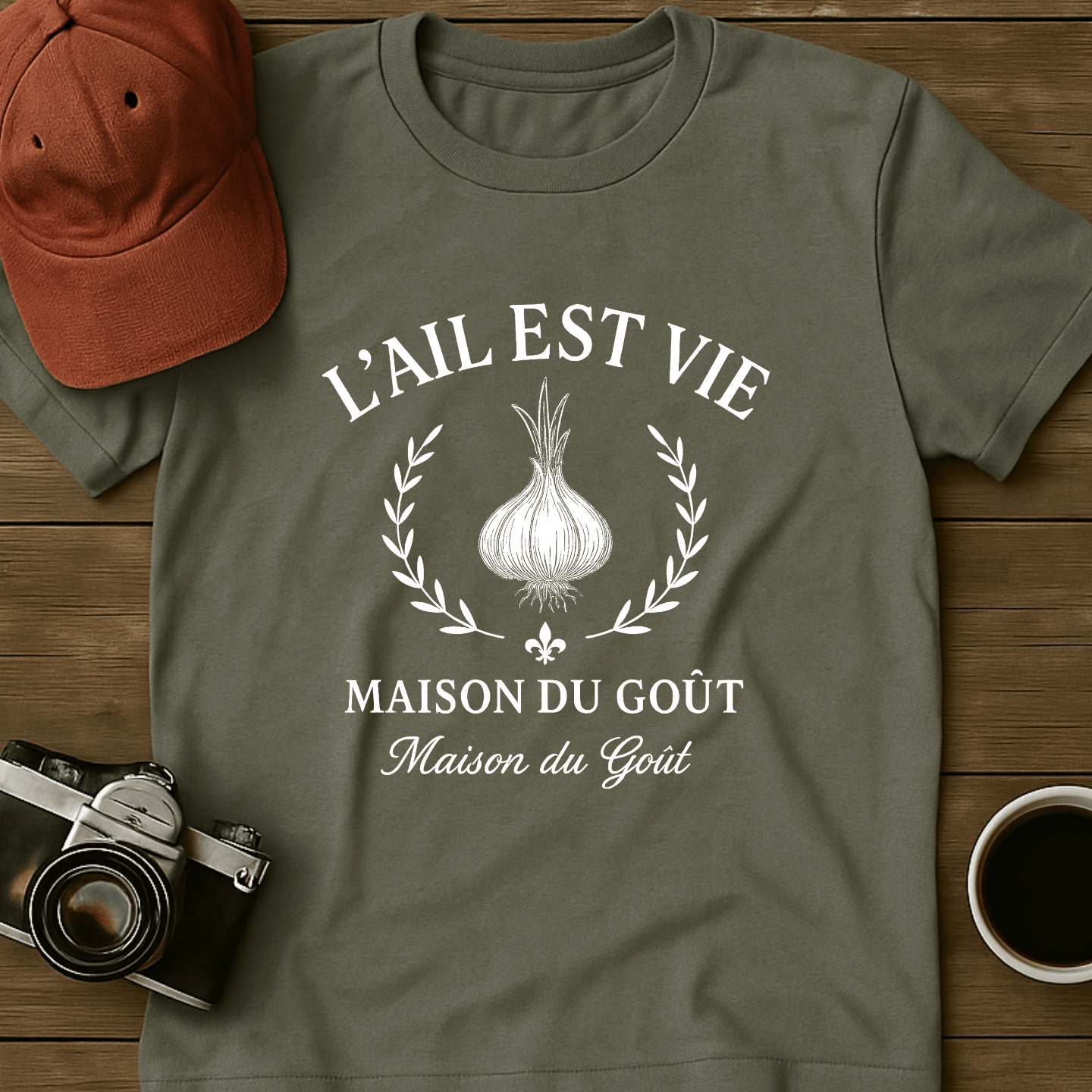 L'ail Est Vie (Garlic is Life) T-Shirt